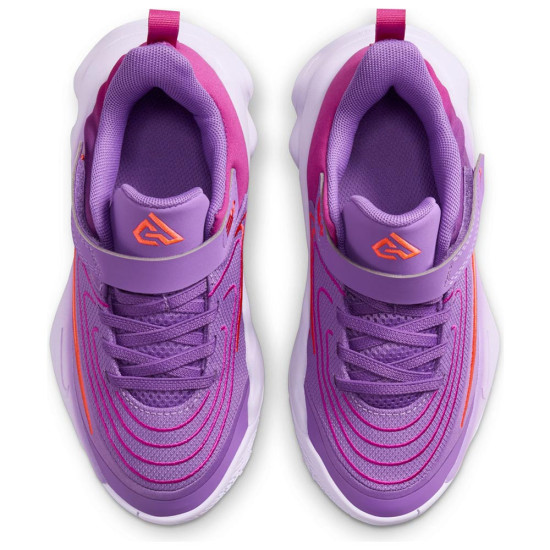 Nike Giannis Immortality 4